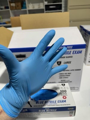 4-mil-nitrile-gloves-min